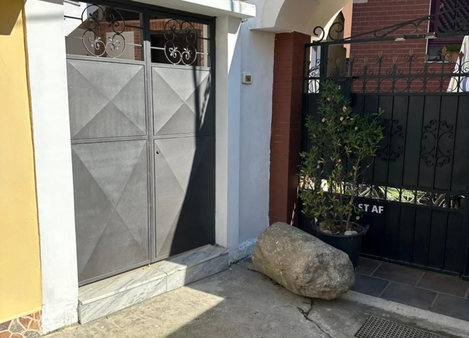 Apartmán Mbreti Monun Durrës 0*,