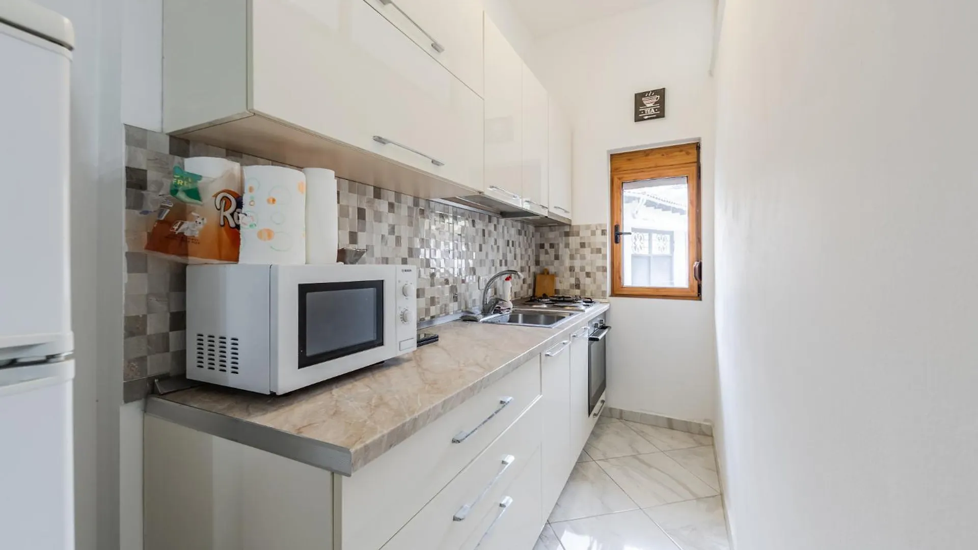 Mbreti Monun Apartment Durres