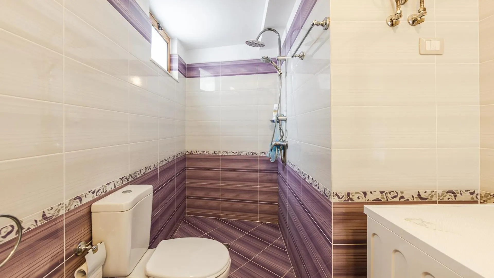 Mbreti Monun Apartment Durres 0*,