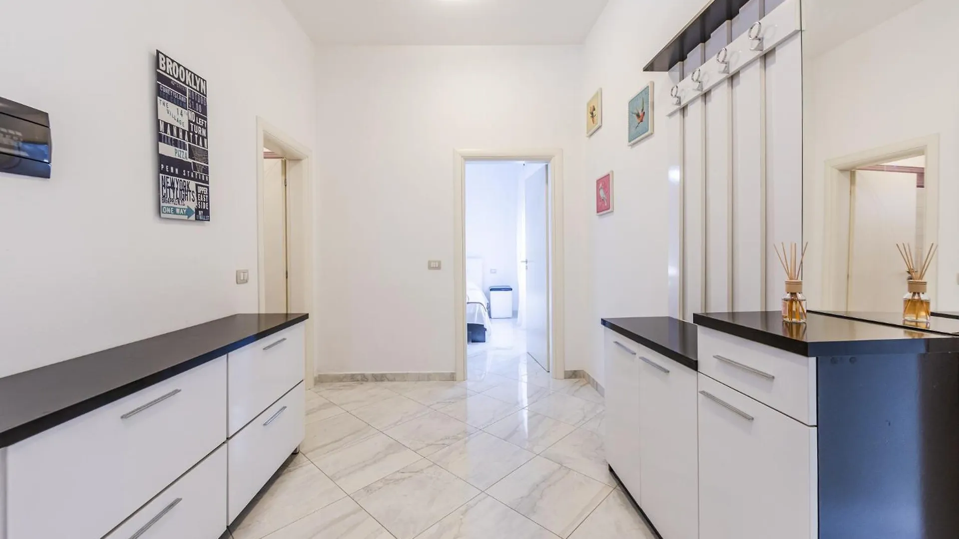 Mbreti Monun Apartment Durres