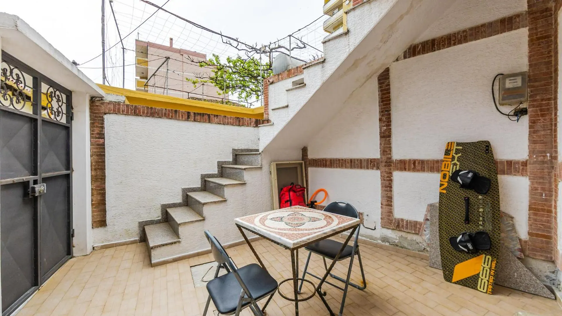 Mbreti Monun Apartment Durres Albania